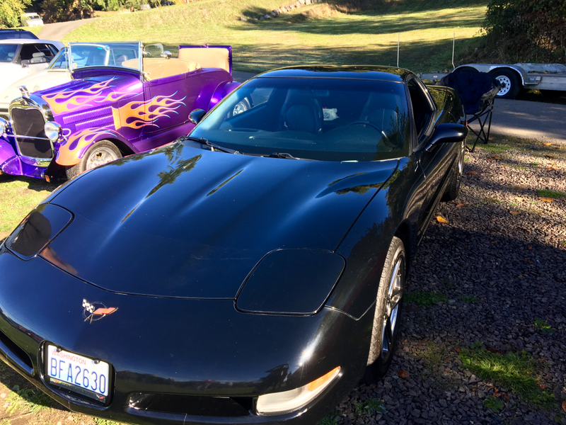 Illustration for article titled Matthew’s Winery Car Show